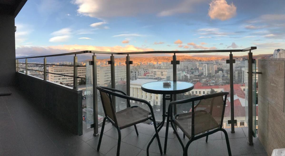 טביליסי Ameri Plaza Green Apartments מראה חיצוני תמונה
