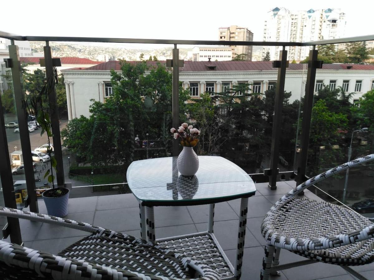 טביליסי Ameri Plaza Green Apartments מראה חיצוני תמונה